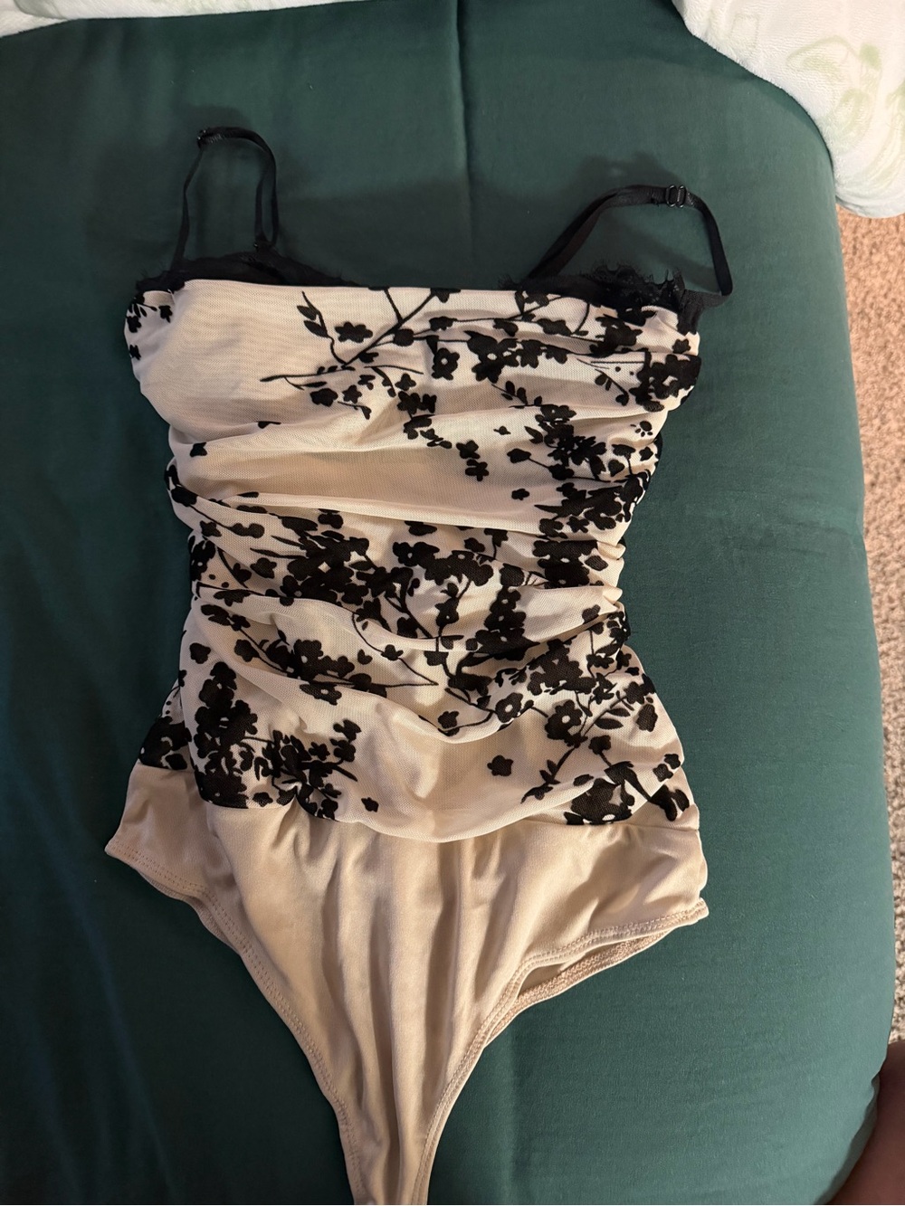 VICI BODYSUIT Going out too